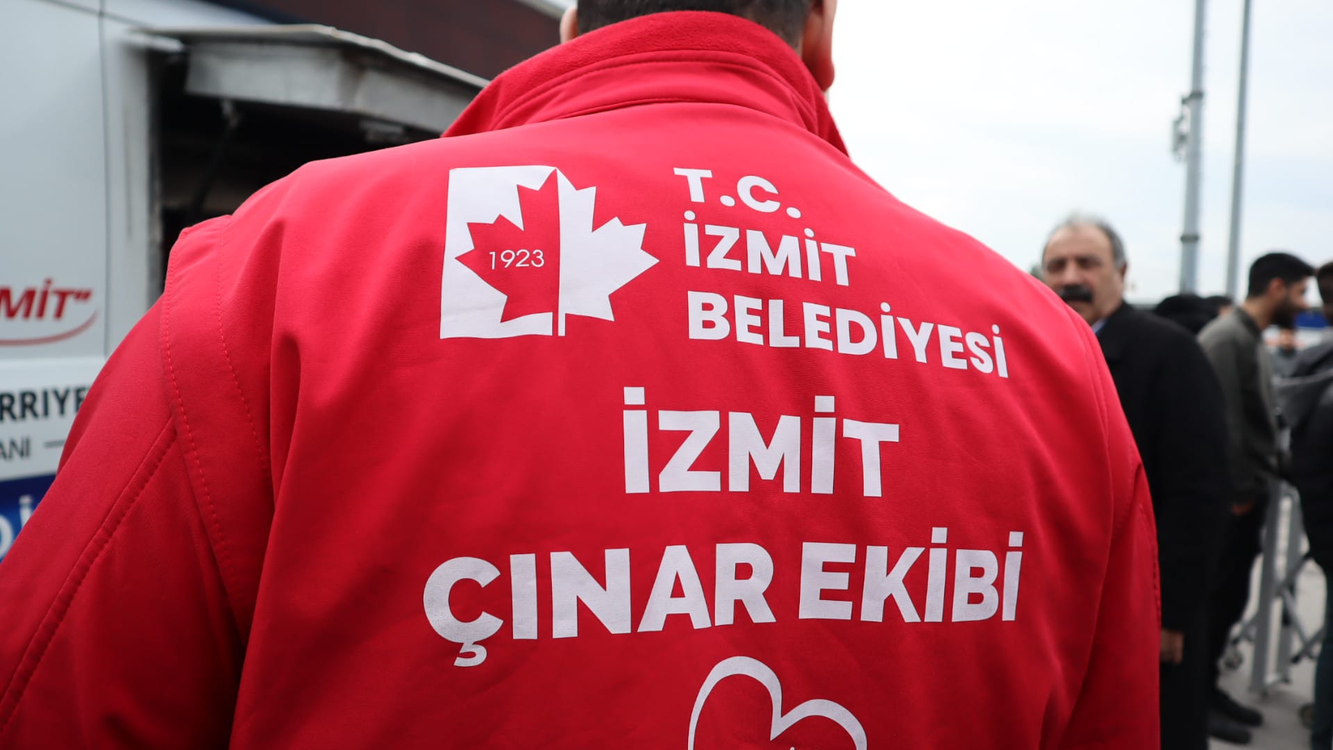 İzmit Belediyesinden Migros depo işçilerinin direnişine destek (7)