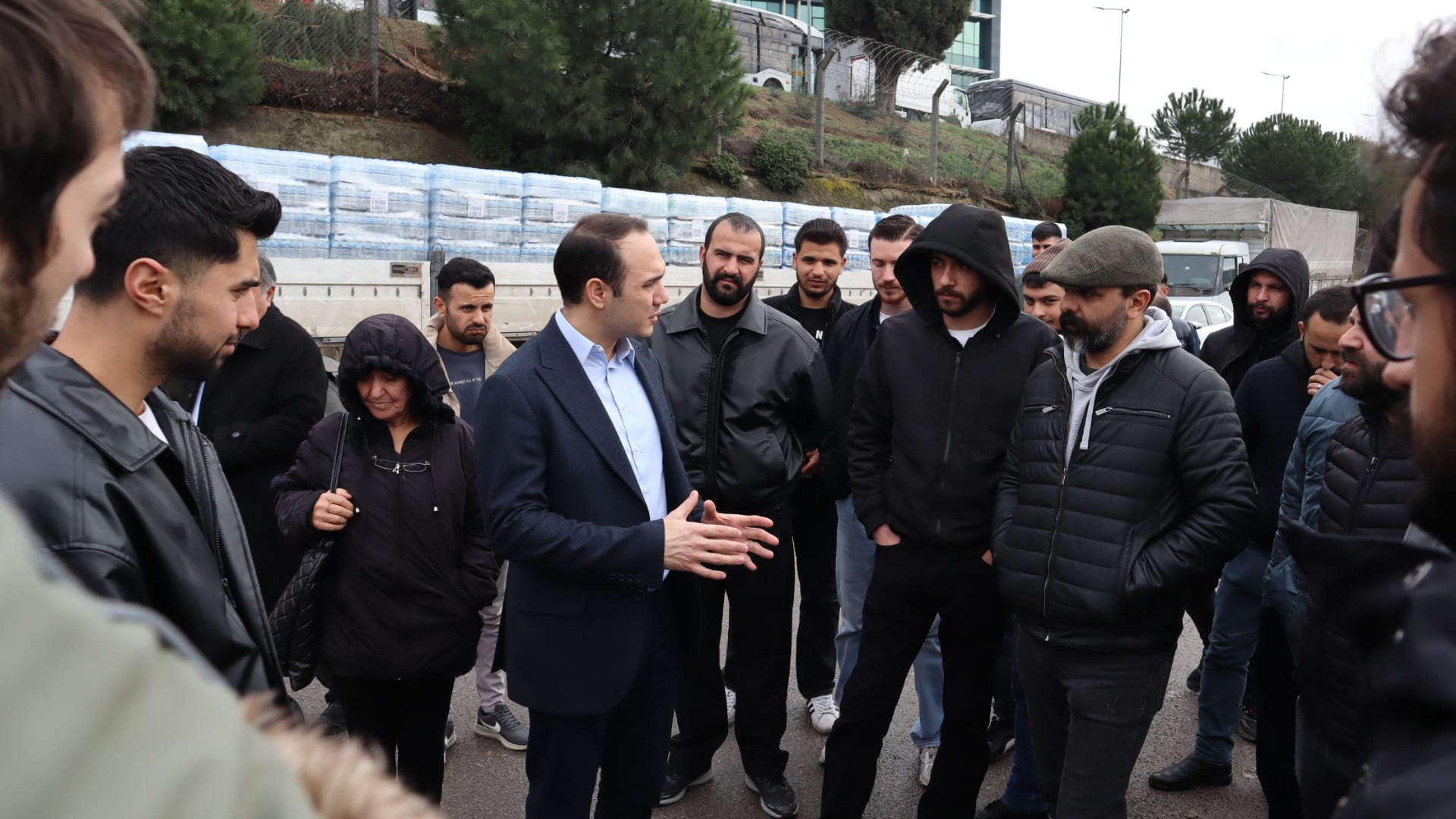 İzmit Belediyesinden Migros depo işçilerinin direnişine destek (9)