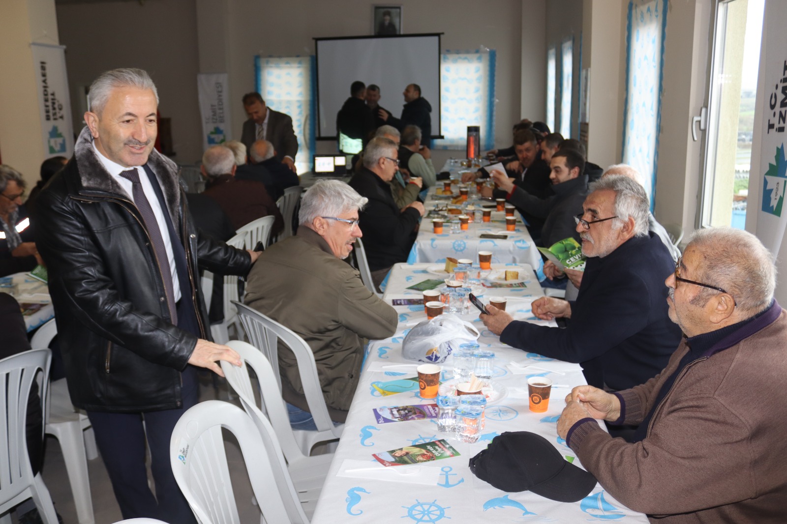 İzmit Belediyesinden üreticilere uygulamalı budama eğitimi (2) İzmit Belediyesinden üreticilere uygulamalı budama eğitimi (2)