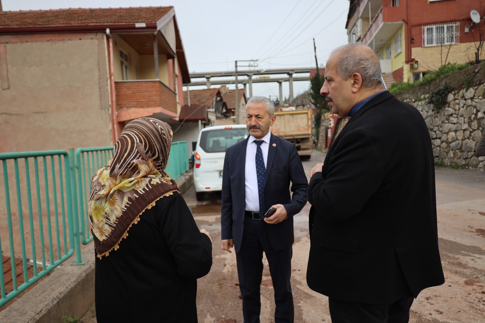 İzmit’te mahallelere yakın takip (5)