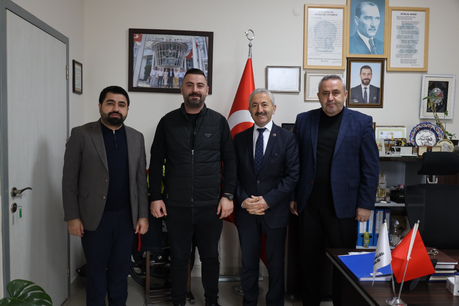 İzmit’te mahallelere yakın takip (9)