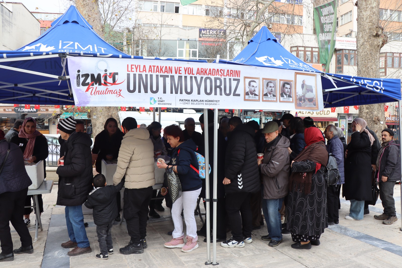 Leyla Atakan ve yol arkadaşları için Fevziye Camii’nde mevlit okutuldu (2) Leyla Atakan ve yol arkadaşları için Fevziye Camii’nde mevlit okutuldu (2)