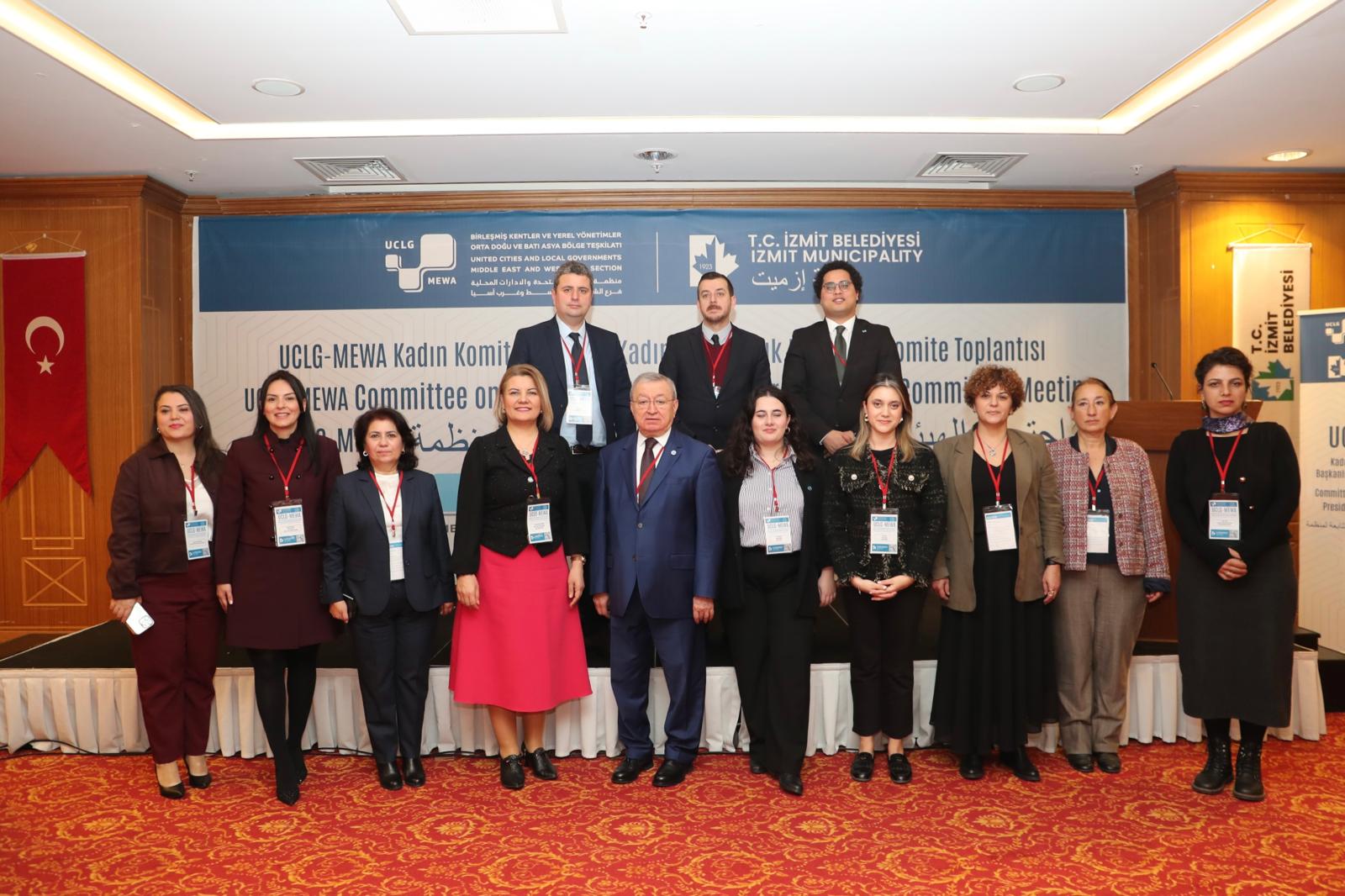 UCLGMEWA Kadin Komitesi'nin ilk oturumu tamamlandi (14)