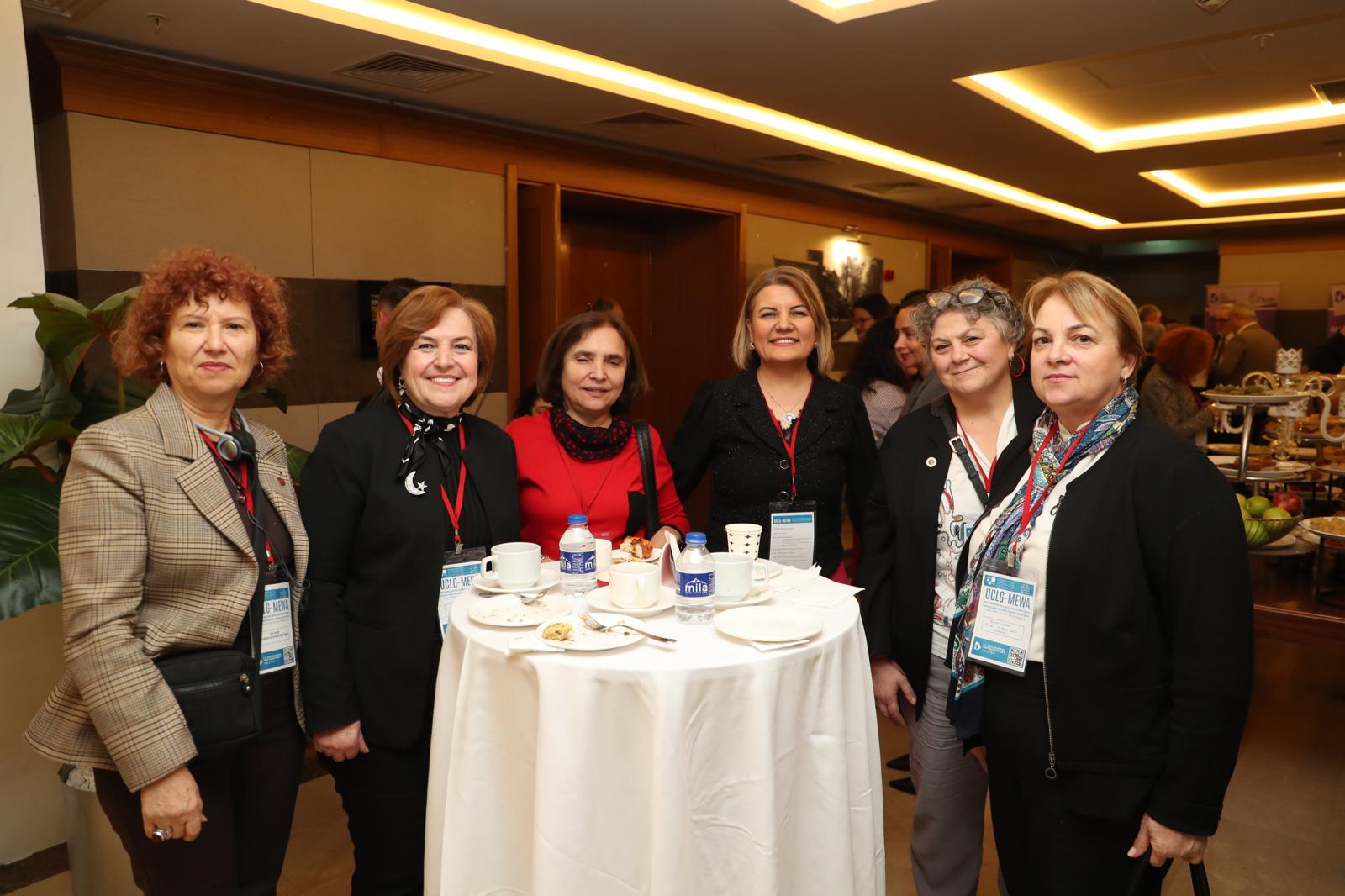 UCLGMEWA'da kadin dostu kentler için ortak akil (8)