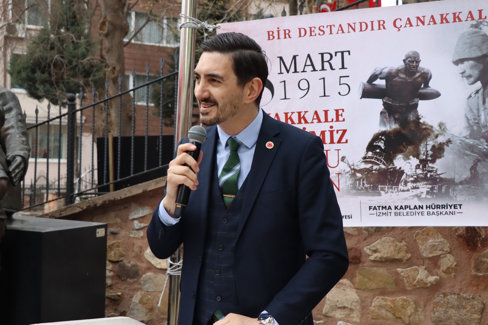Çanakkale Zaferi'nin kahramanlari Izmit'te anildi (2) Çanakkale Zaferi'nin kahramanlari Izmit'te anildi (2)