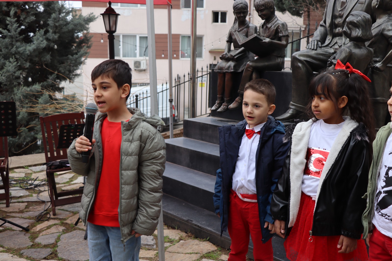 Çanakkale Zaferi'nin kahramanlari Izmit'te anildi (3) Çanakkale Zaferi'nin kahramanlari Izmit'te anildi (3)