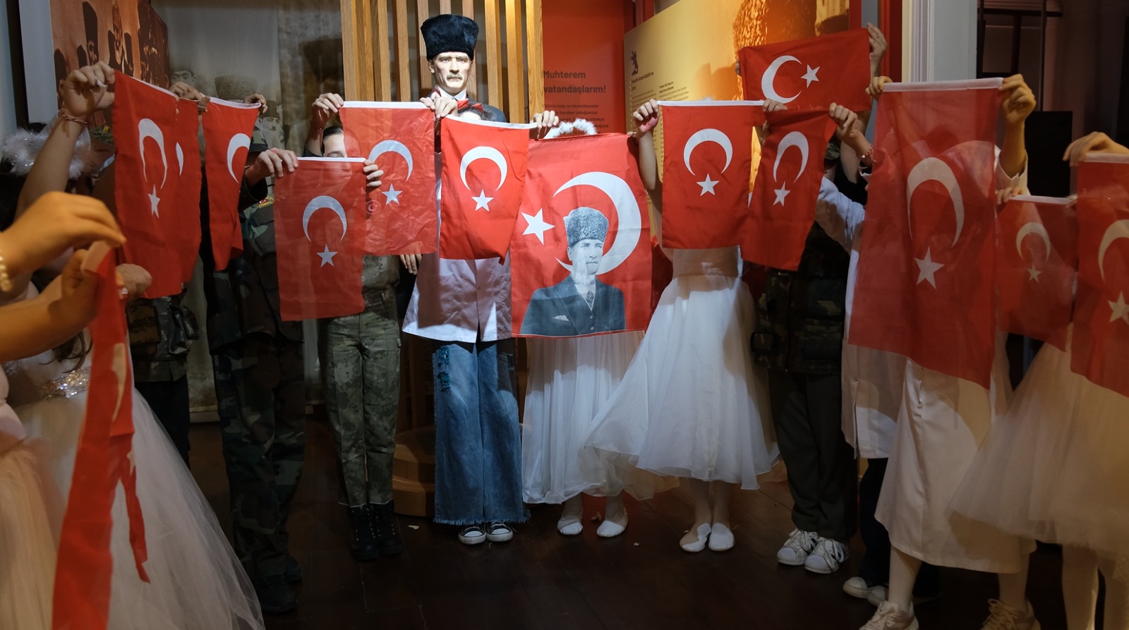 Çınar Çocuk Korosu, Çanakkale ruhunu yaşattı (2)