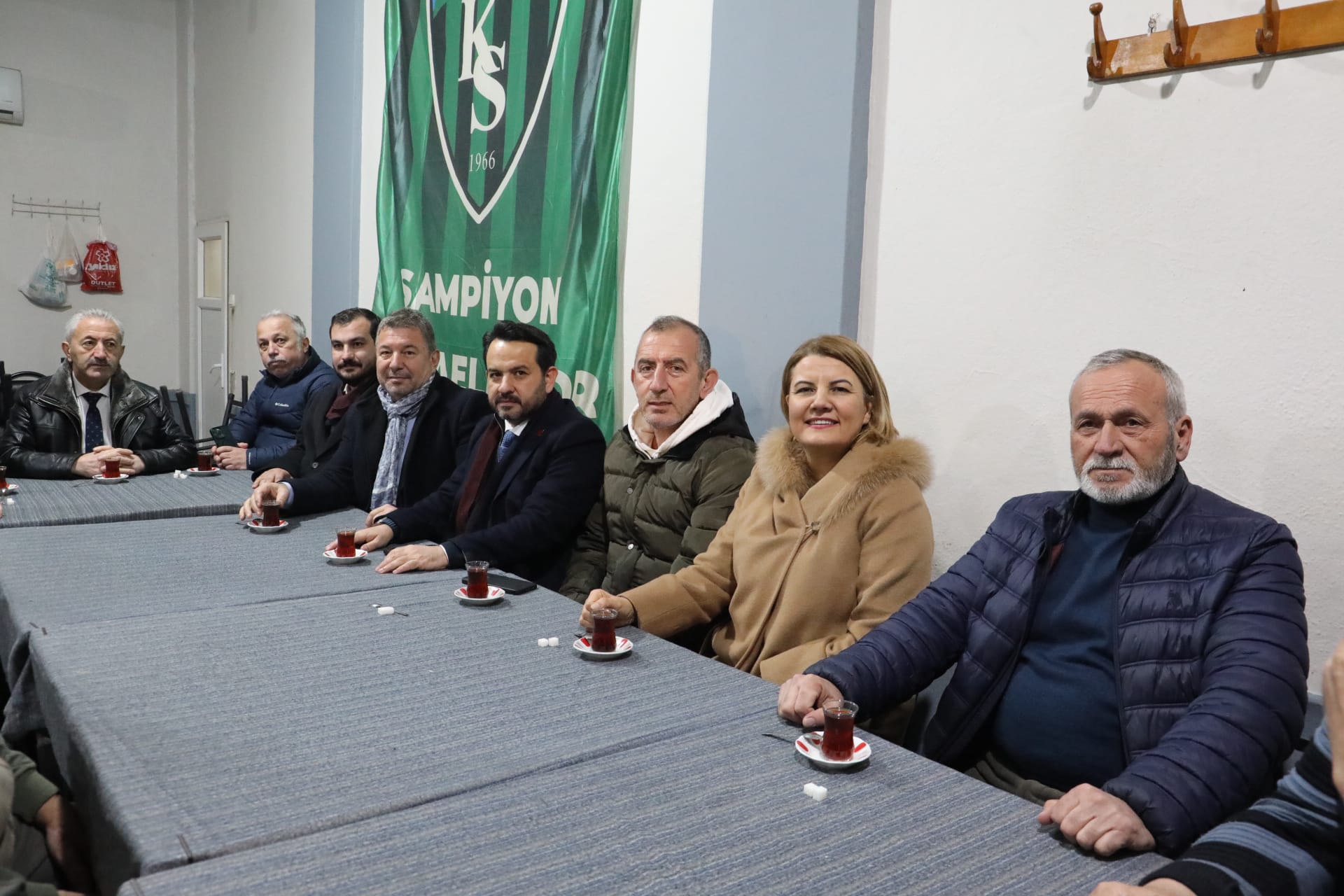 Fatma Baskan, Kuruçesme'de vatandaslarla iftar sofrasinda bulustu (9) Fatma Baskan, Kuruçesme'de vatandaslarla iftar sofrasinda bulustu (9)