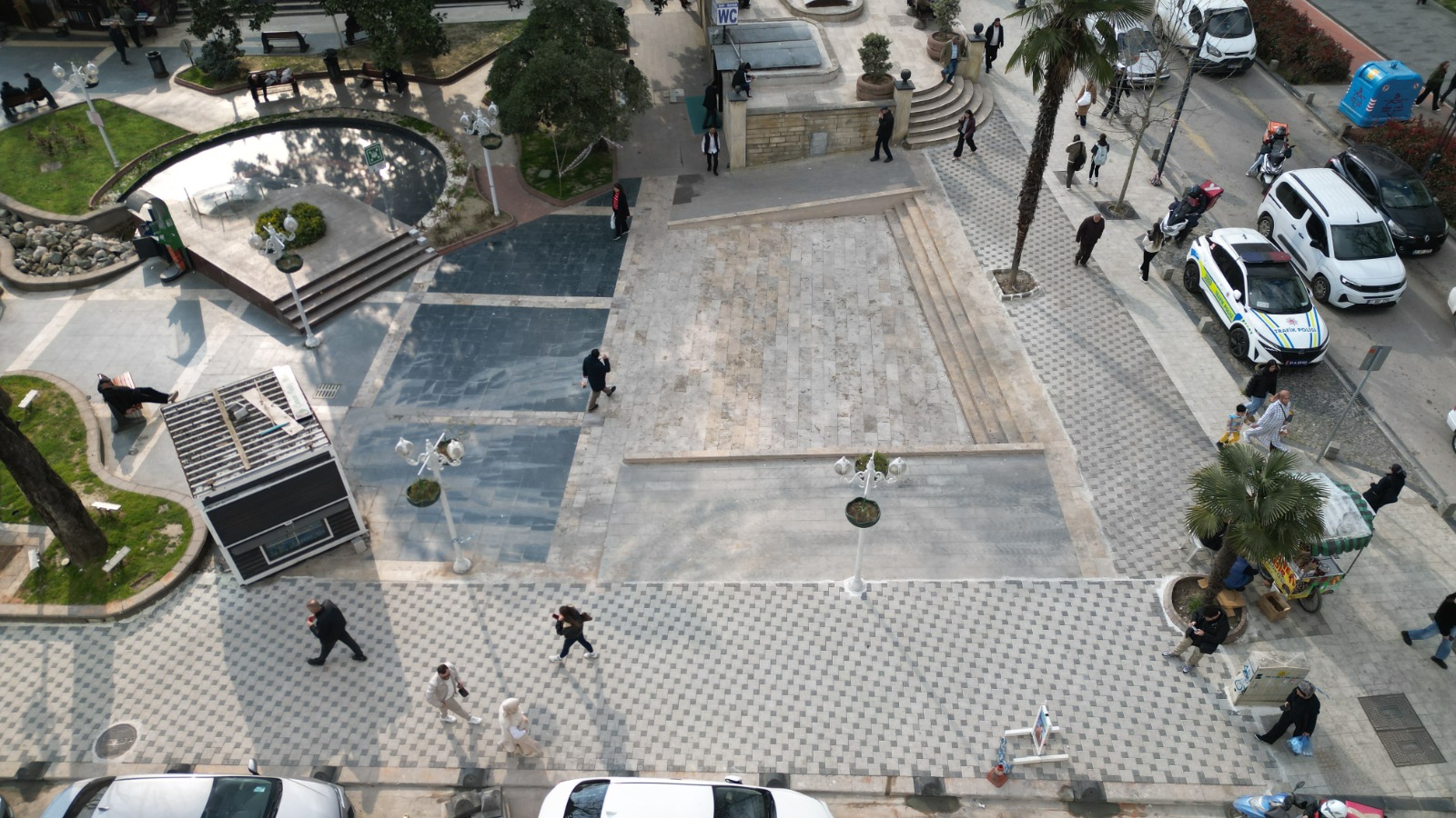 Fevziye Parkı’nda estetik kaldırım düzenlemesi (2)