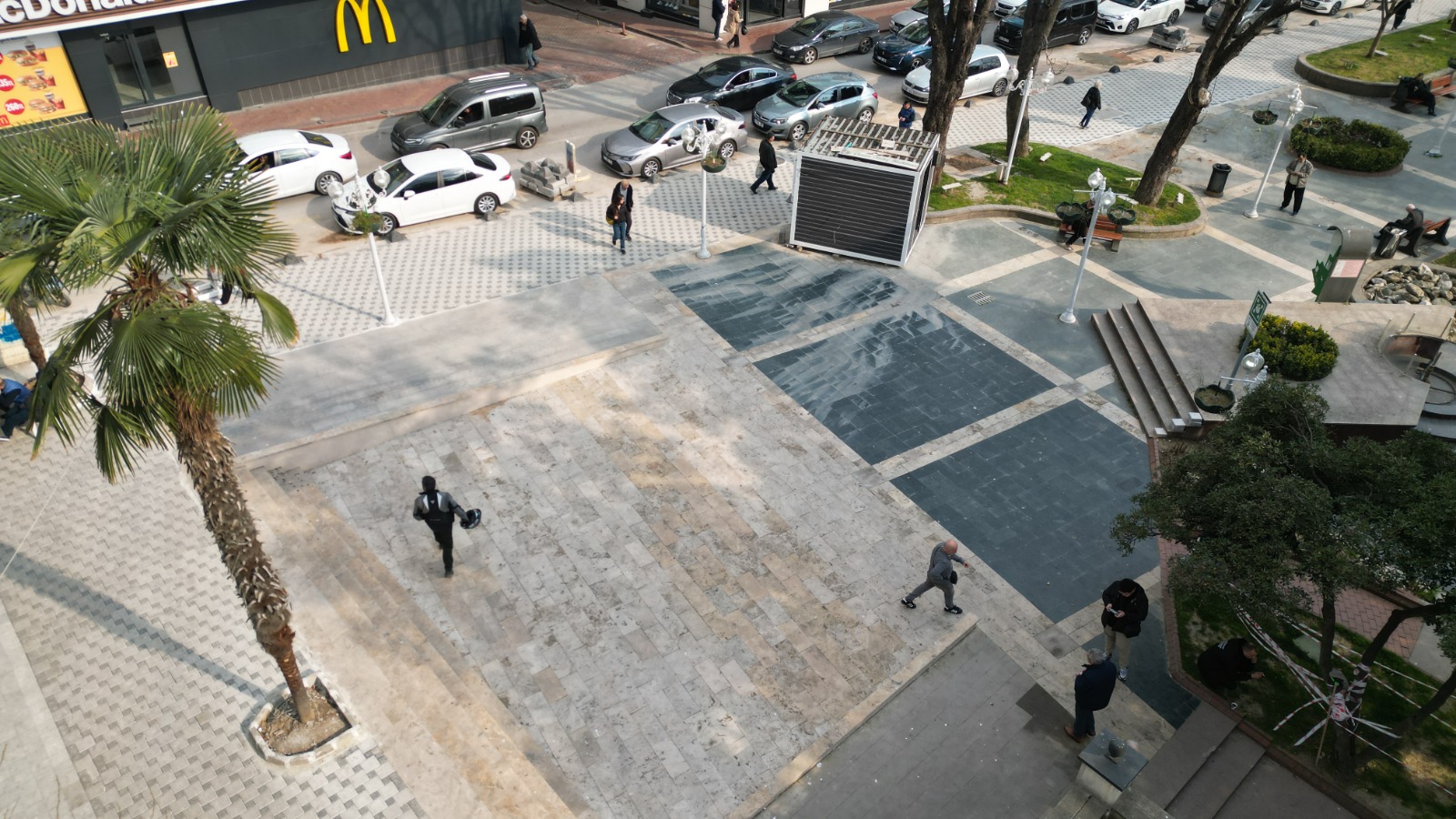 Fevziye Parkı’nda estetik kaldırım düzenlemesi (4)