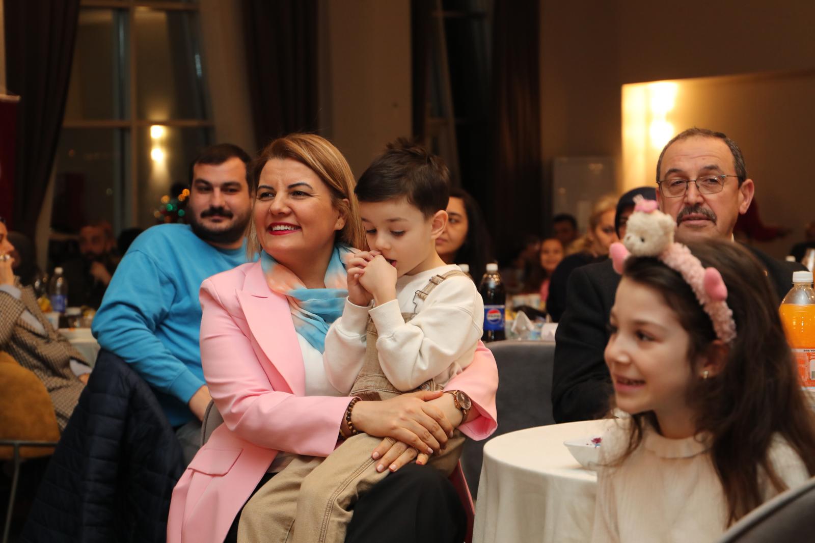 Izmit Belediyesinden sehit aileleri ve gazilere vefa sofrasi (1)
