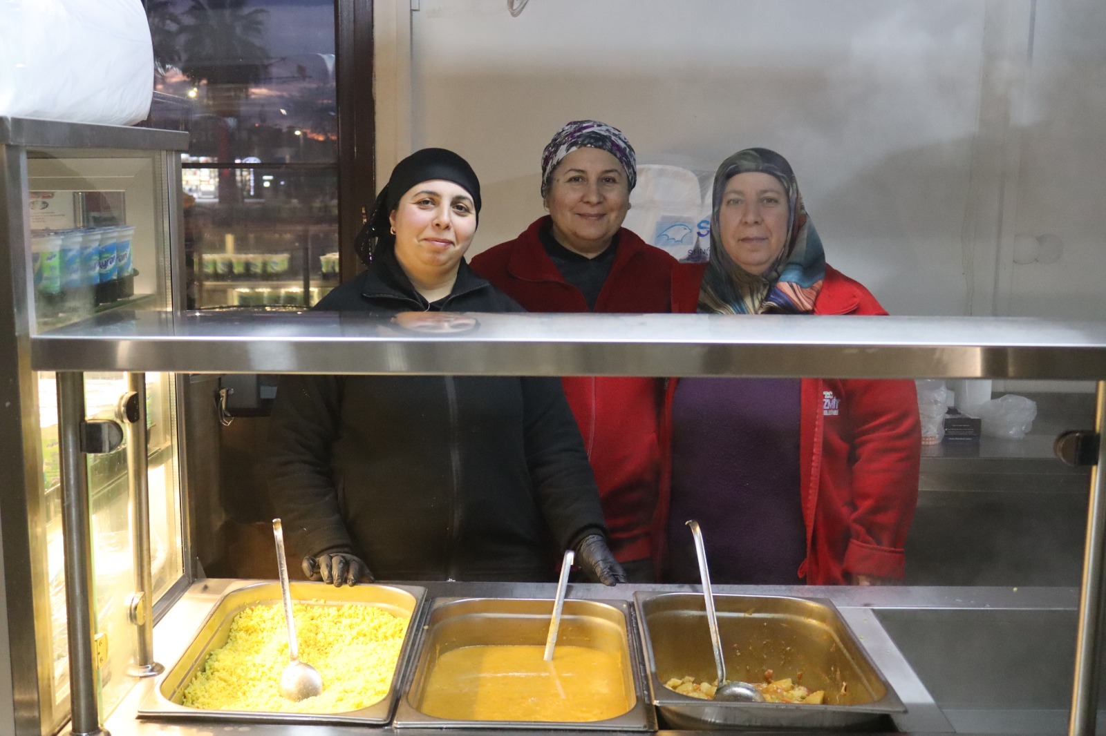 Kent Lokantalarinda ücretsiz iftar hizmeti sürüyor (2)
