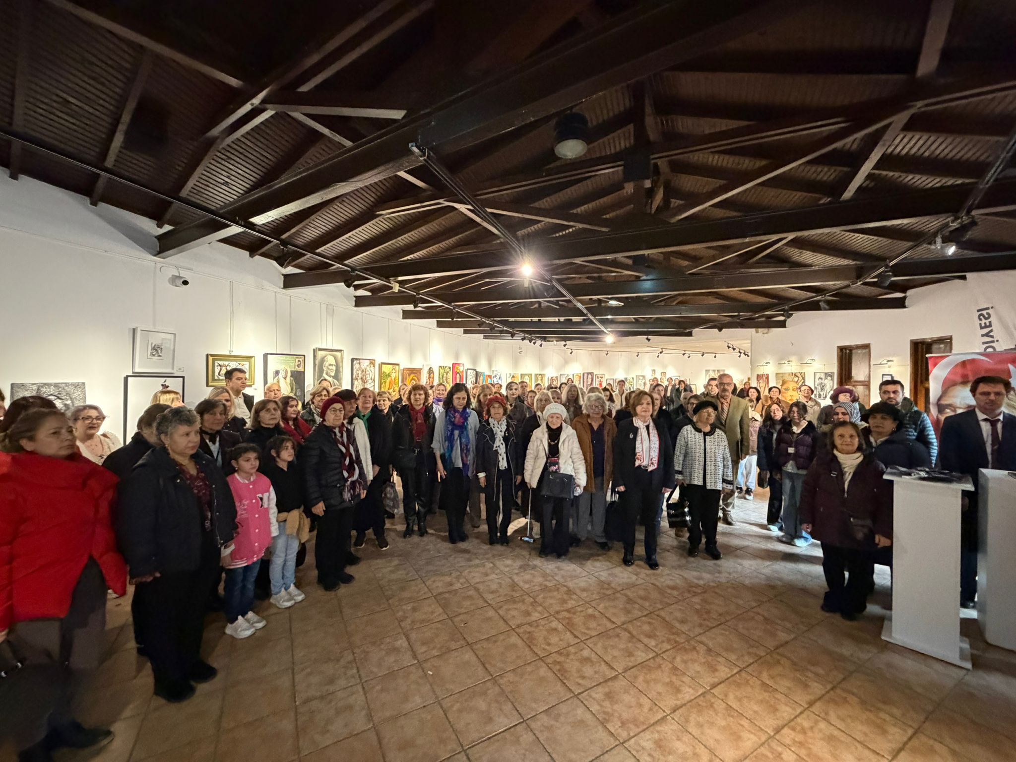 Ve kadın dokununca karma sergisi kapılarını sanatseverlere açtı (4)
