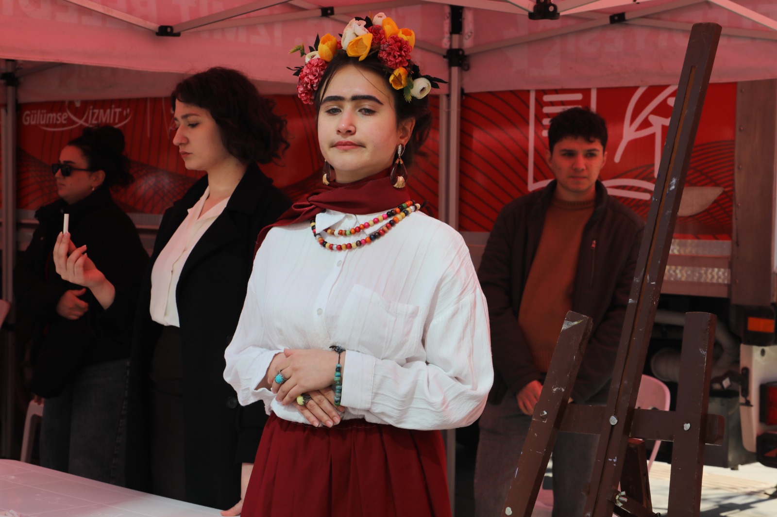‘Bi Dünya Kadın’ canlı heykel sergisi (5)