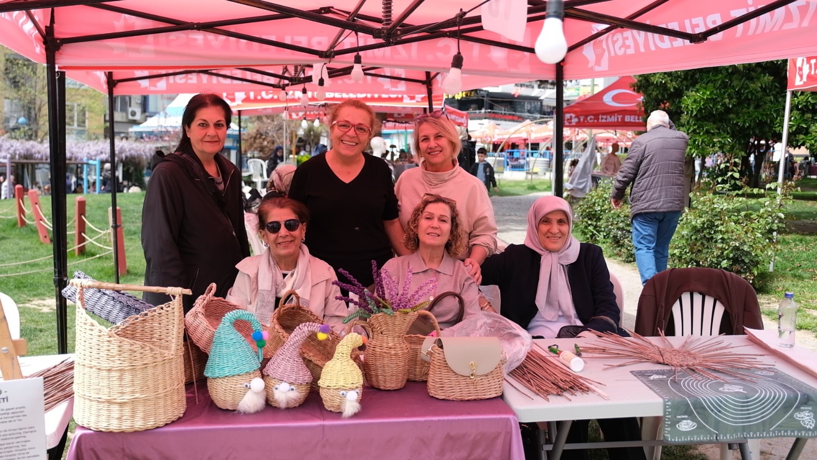 Dünya Sanat Günü İzmit’te coşkuyla başladı (14)