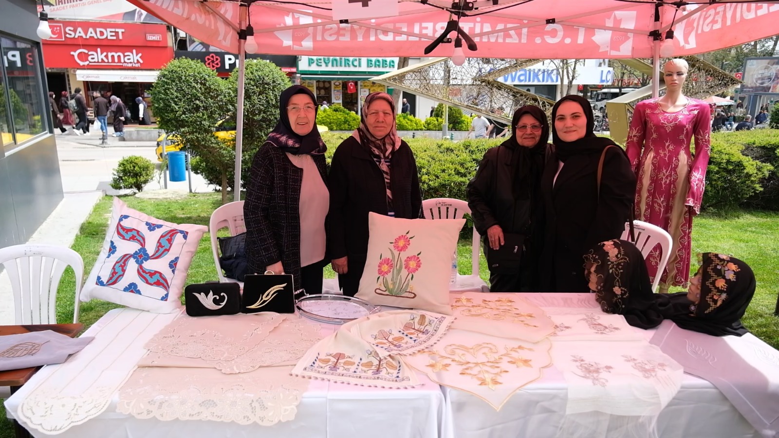 Dünya Sanat Günü İzmit’te coşkuyla başladı (15)