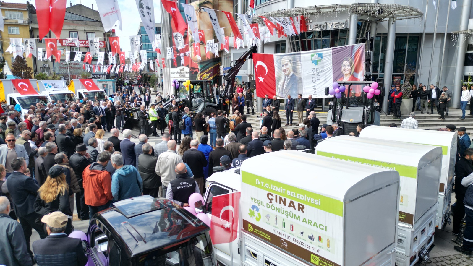 Izmit Belediyesi araç filosunu büyüttü Hedef 2027'de 400 araç (11) Izmit Belediyesi araç filosunu büyüttü Hedef 2027'de 400 araç (11)