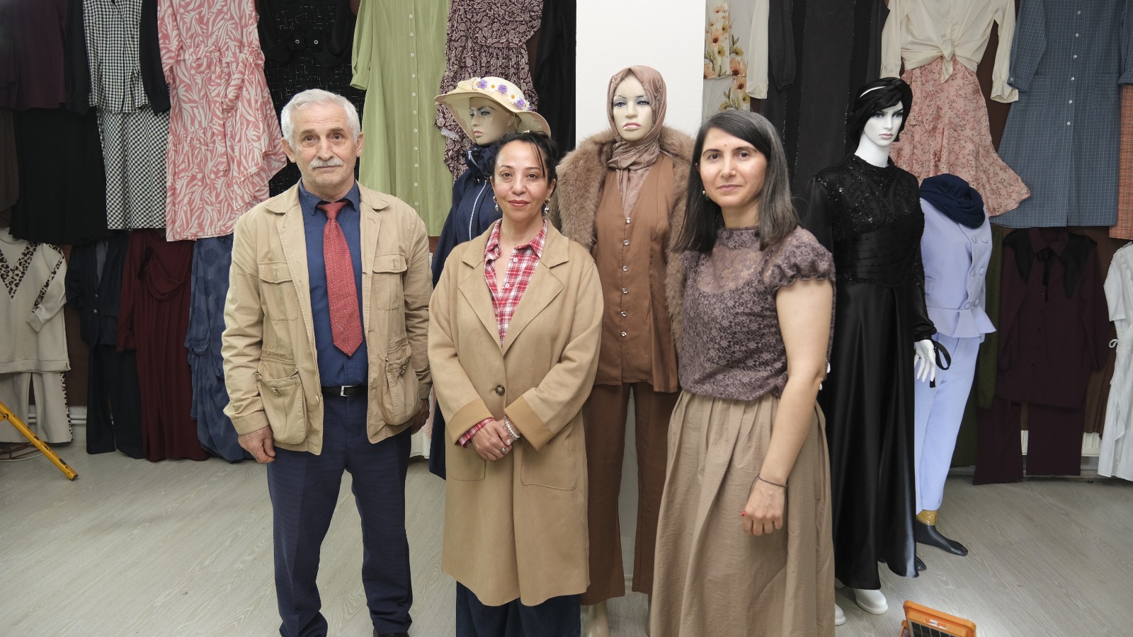 Alikahya IZMEK kursiyerlerinin el emegi ürünleri görücüye çikti (6)