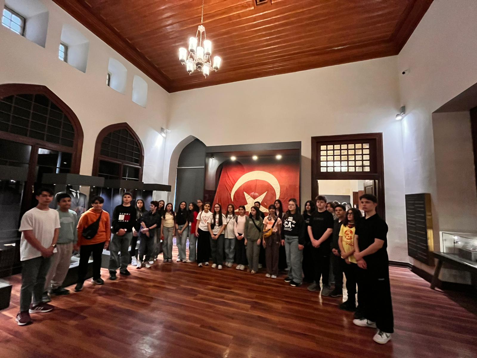 Çinar Akademi ögrencileri Ankara'da motivasyon depoladi (4) Çinar Akademi ögrencileri Ankara'da motivasyon depoladi (4)