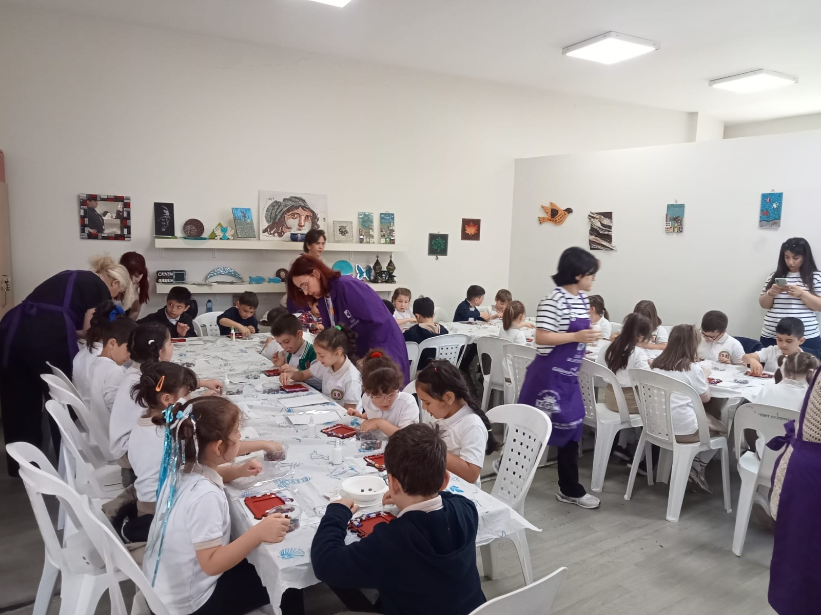 İZGİM’de minik öğrenciler hem öğrendi hem eğlendi (13) İZGİM’de minik öğrenciler hem öğrendi hem eğlendi (13)