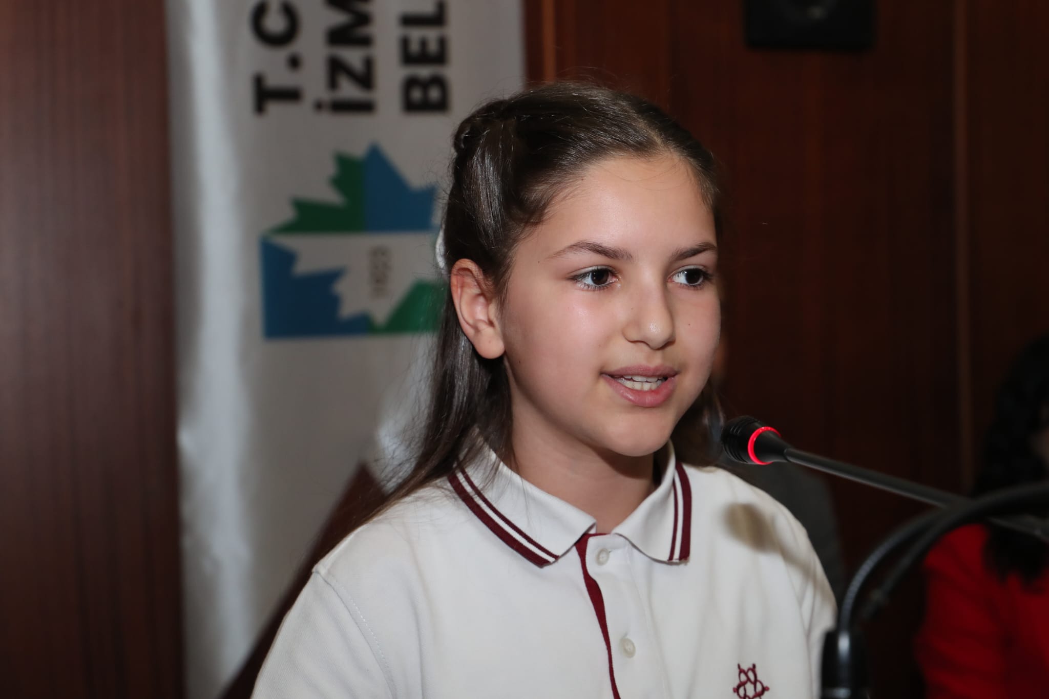 IZMIT'TE MECLISI ÇOCUKLAR YÖNETTI (7)