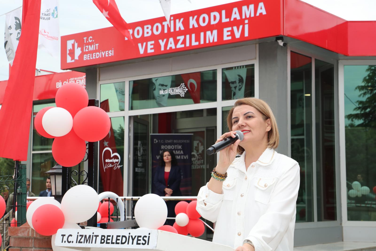 İzmit Belediye Başkanı Fatma Kaplan Hürriyet (1)