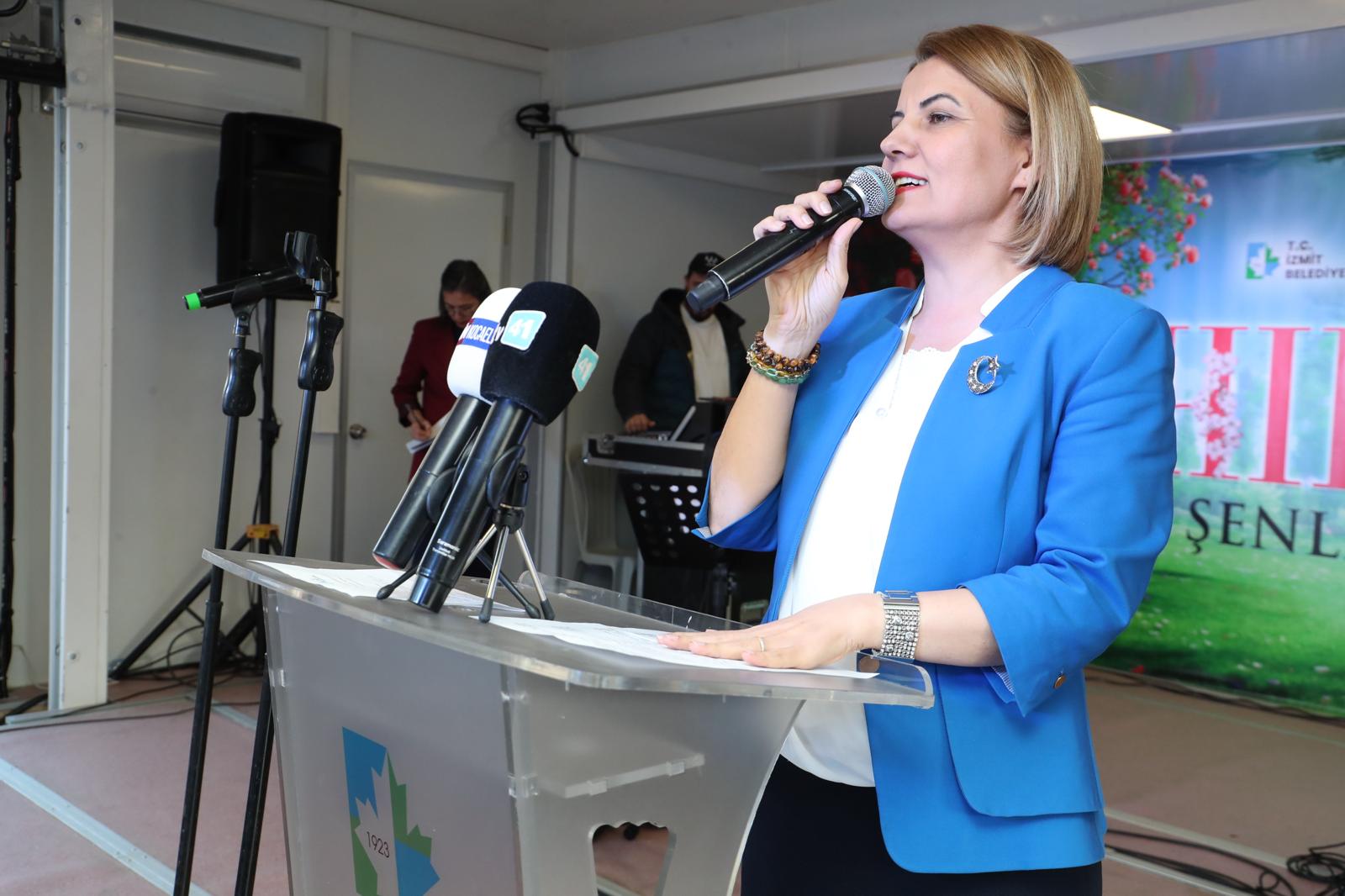 İzmit Belediye Başkanı Fatma Kaplan Hürriyet İzmit Belediye Başkanı Fatma Kaplan Hürriyet