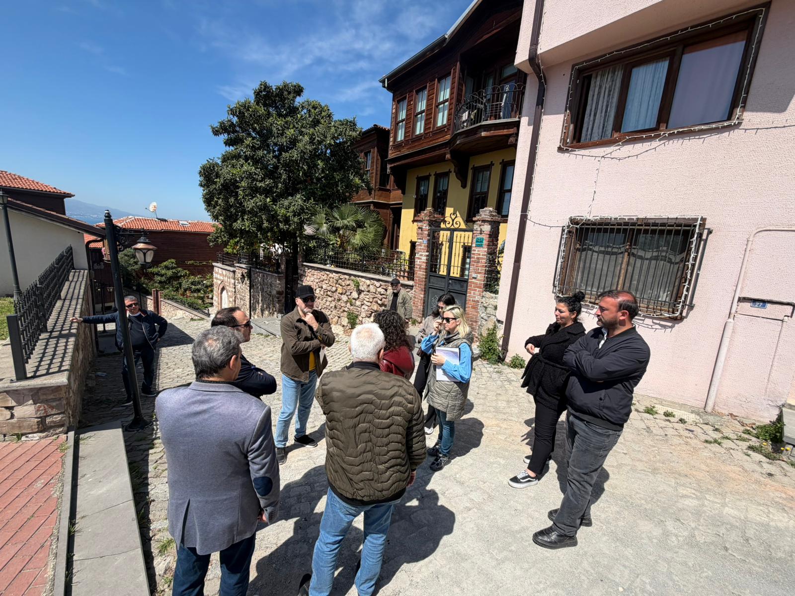İzmit Belediyesi 3. Kapanca Sokak Festivali için çalışmalarını hızlandırdı (2) İzmit Belediyesi 3. Kapanca Sokak Festivali için çalışmalarını hızlandırdı (2)