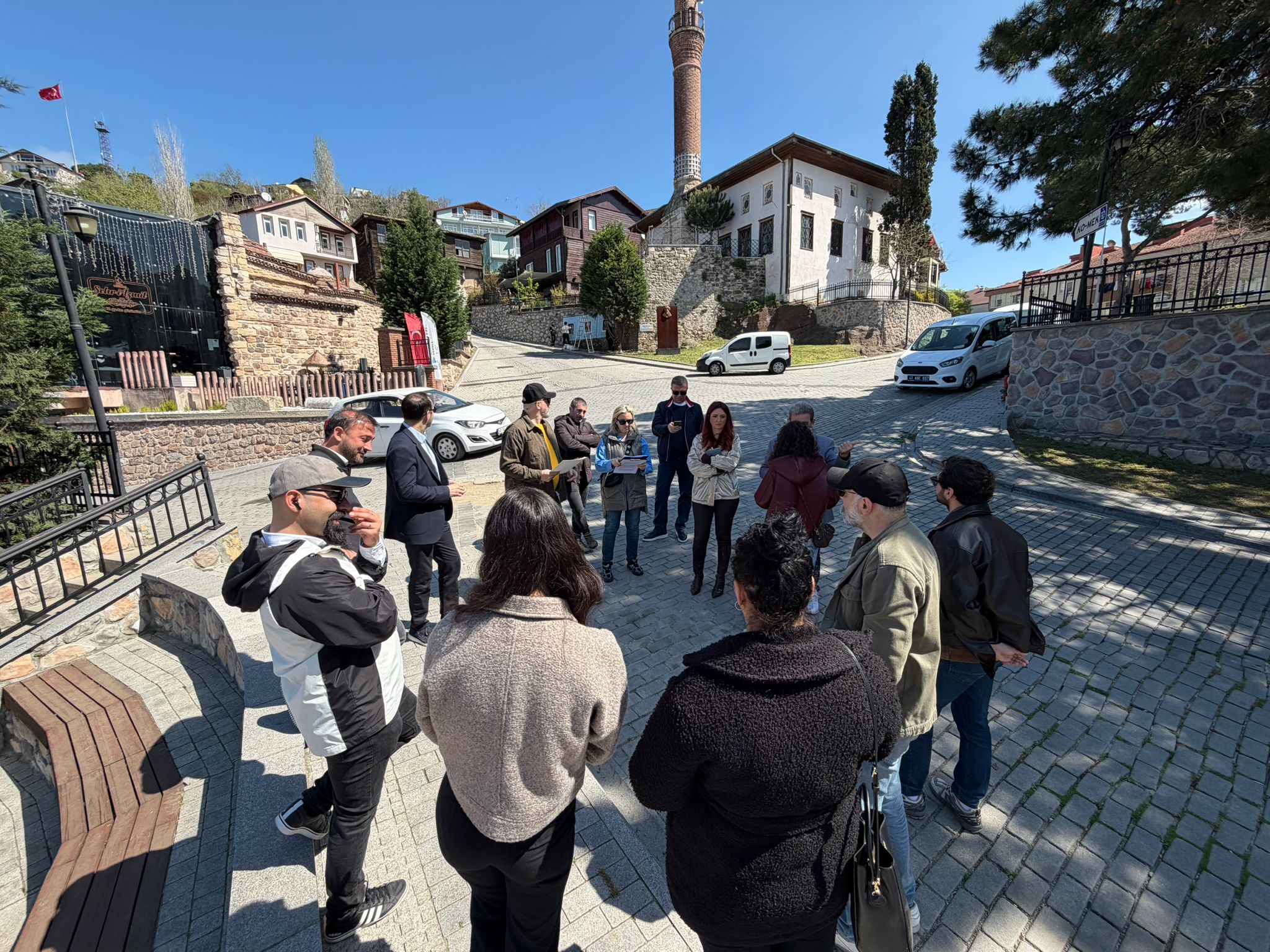 İzmit Belediyesi 3. Kapanca Sokak Festivali için çalışmalarını hızlandırdı (4) İzmit Belediyesi 3. Kapanca Sokak Festivali için çalışmalarını hızlandırdı (4)