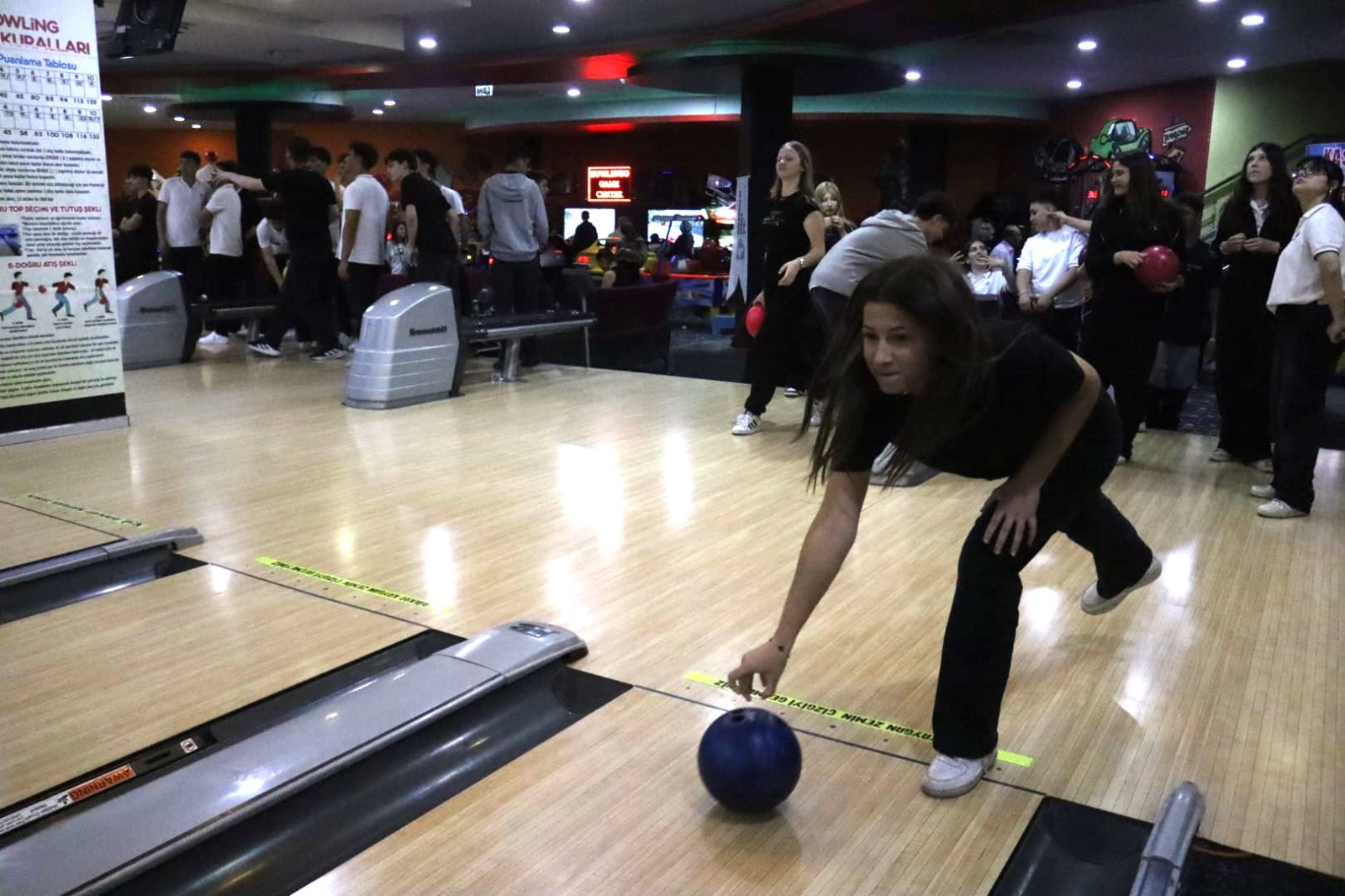 Izmit Belediyesinden 19 Mayis'a özel bowling turnuvasi (3)