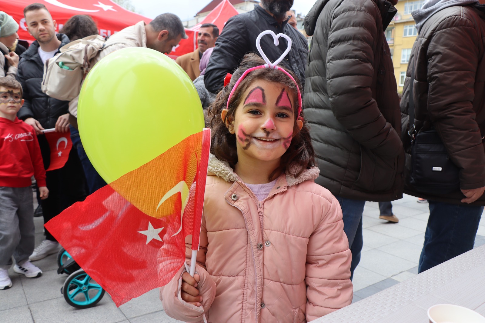 İzmit’te 23 Nisan coşkusu sürüyor (13)