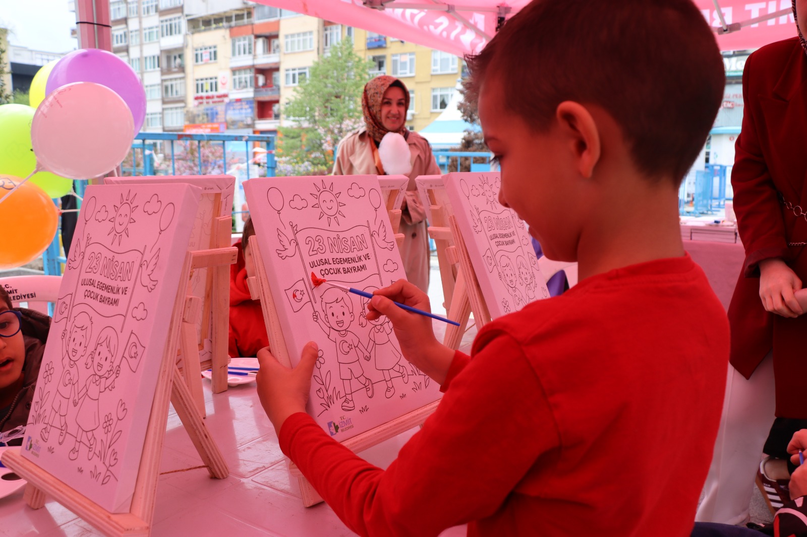 İzmit’te 23 Nisan coşkusu sürüyor (14)
