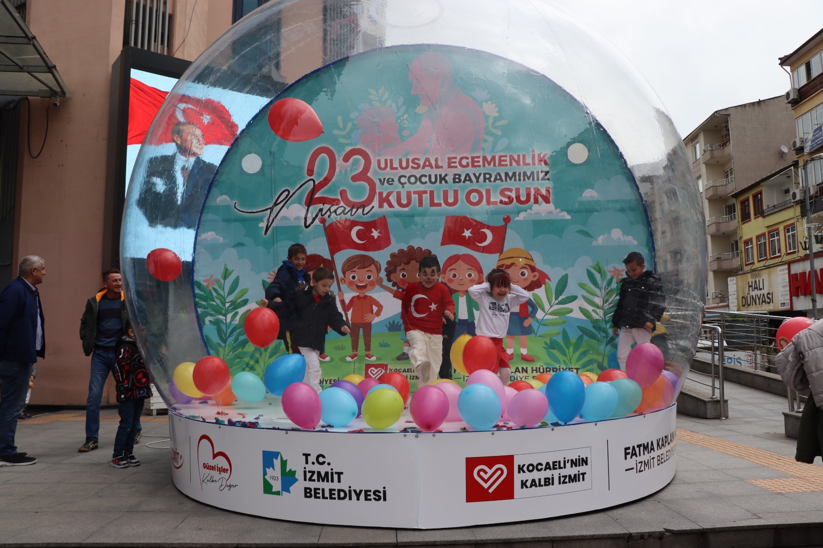 İzmit’te 23 Nisan coşkusu sürüyor (5)