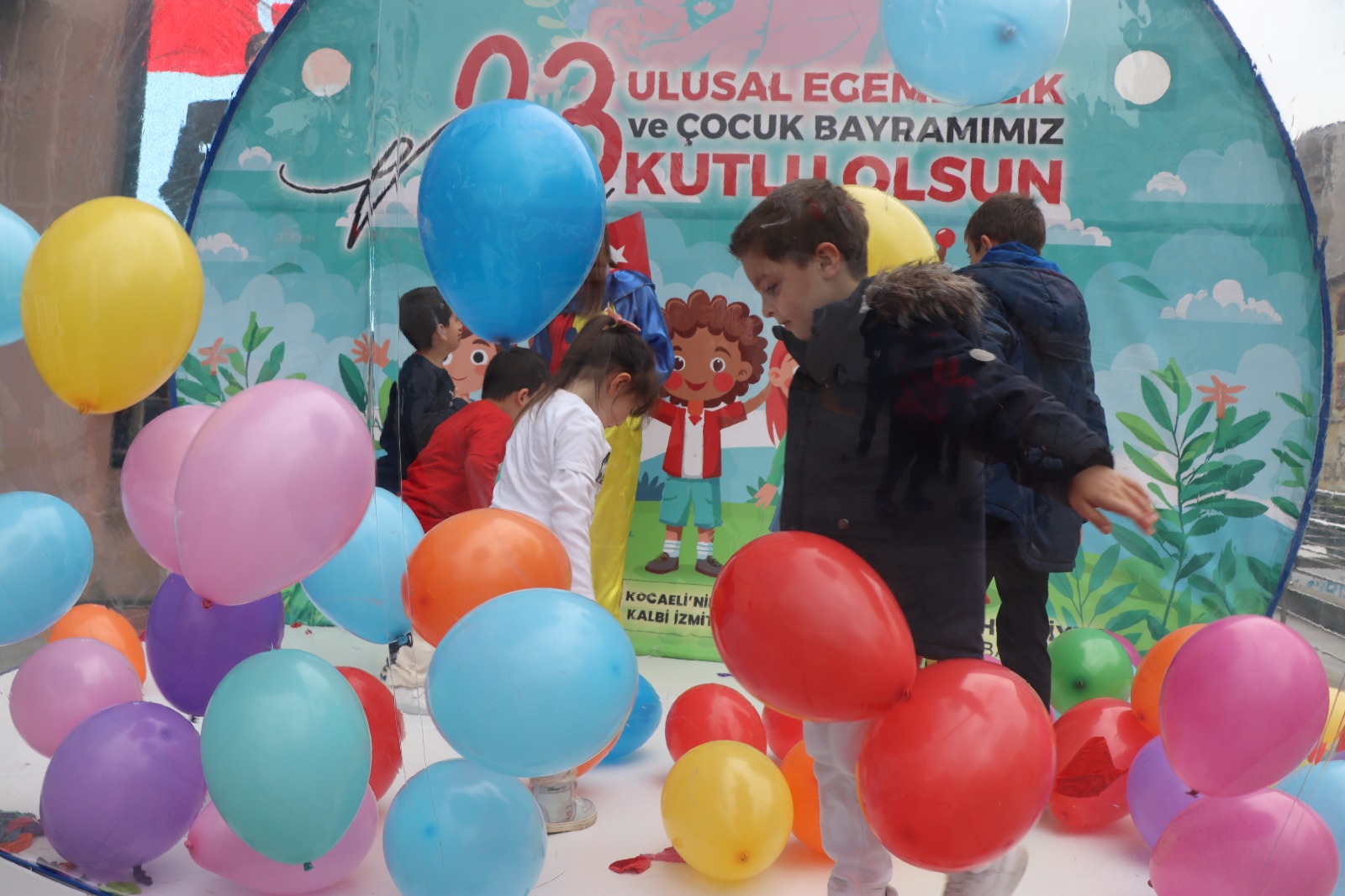 İzmit’te 23 Nisan coşkusu sürüyor (6)