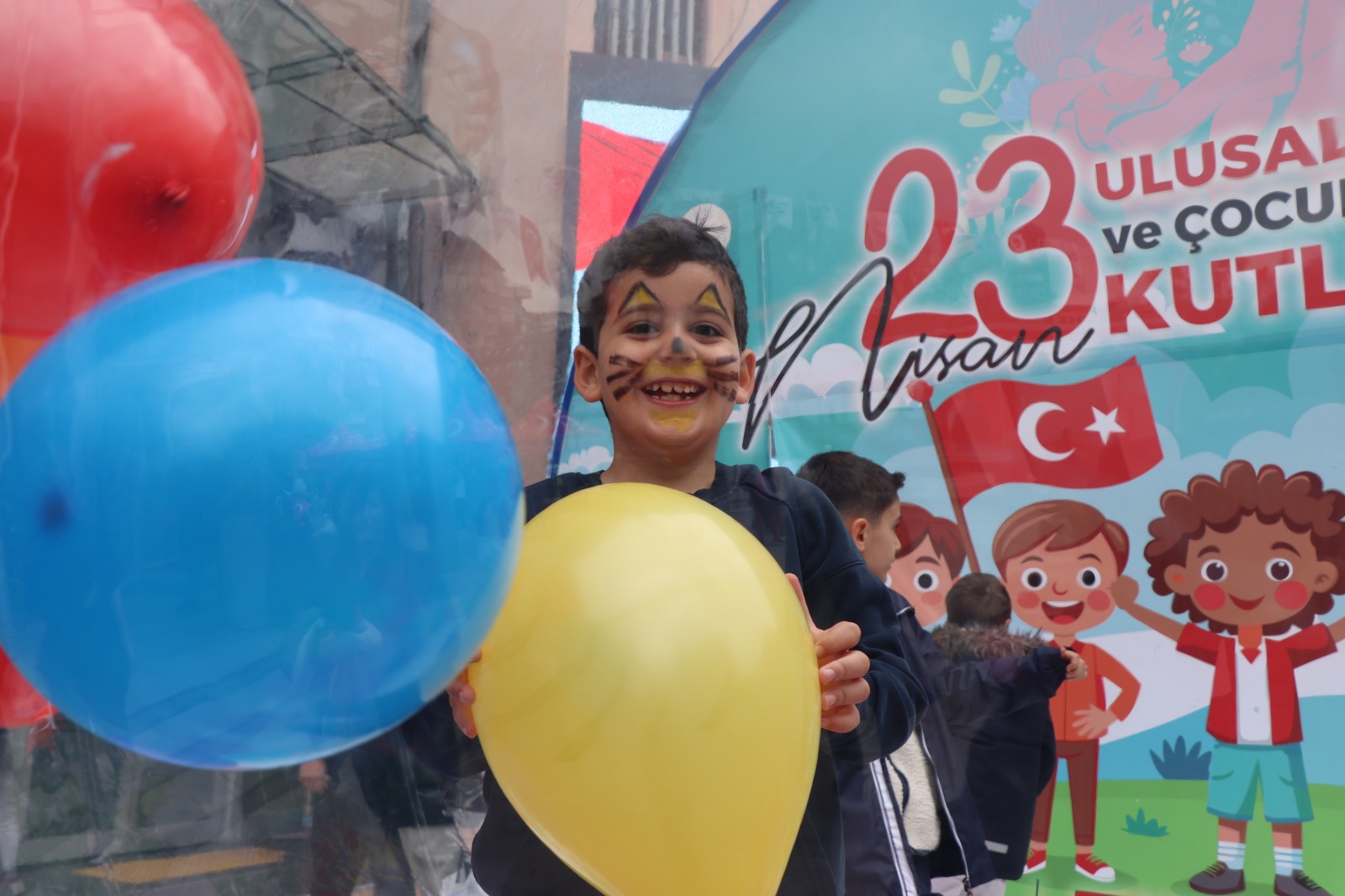 İzmit’te 23 Nisan coşkusu sürüyor (8)