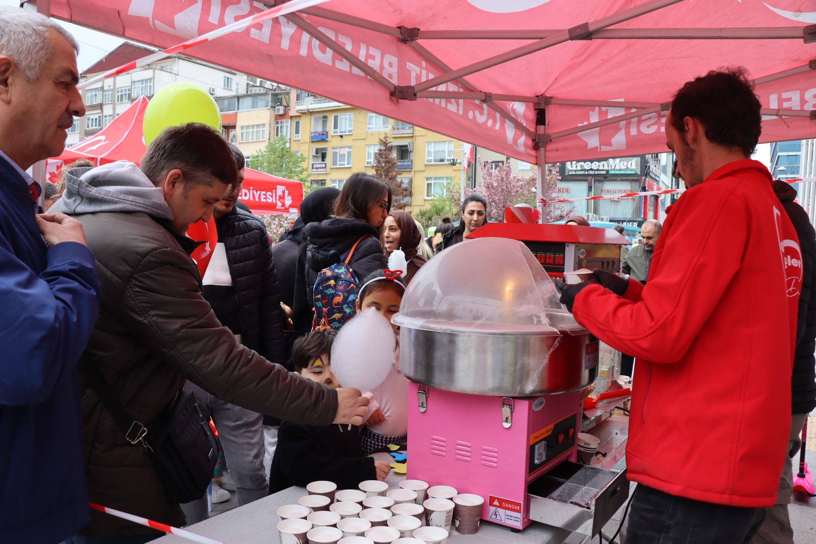 İzmit’te 23 Nisan coşkusu sürüyor (9)