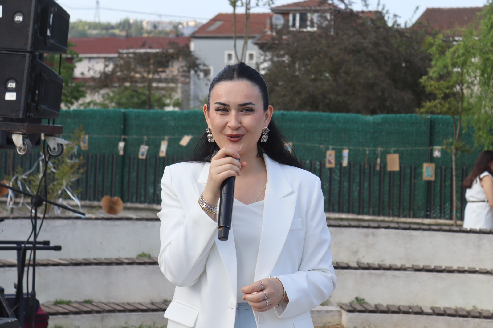 Kreş Müdürü Yasemin Şen Tüylü