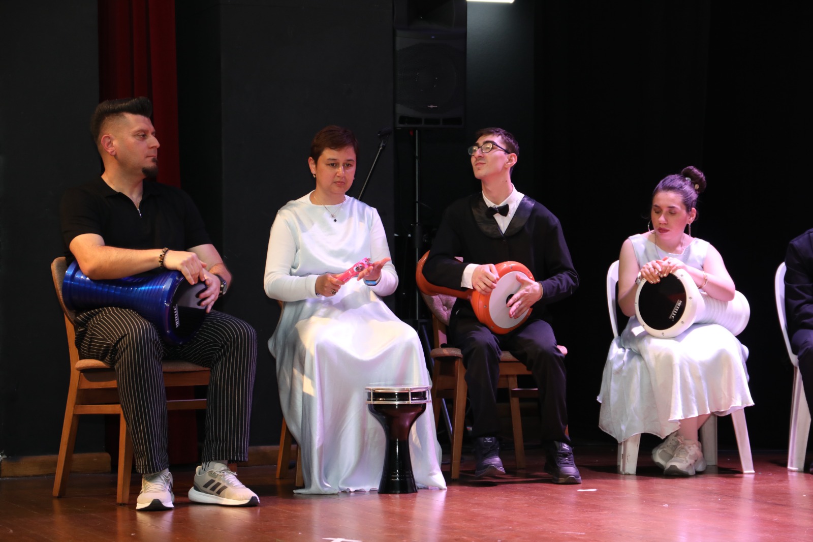 YADEV'li özel bireylerin sanat performansi büyük begeni topladi (13)