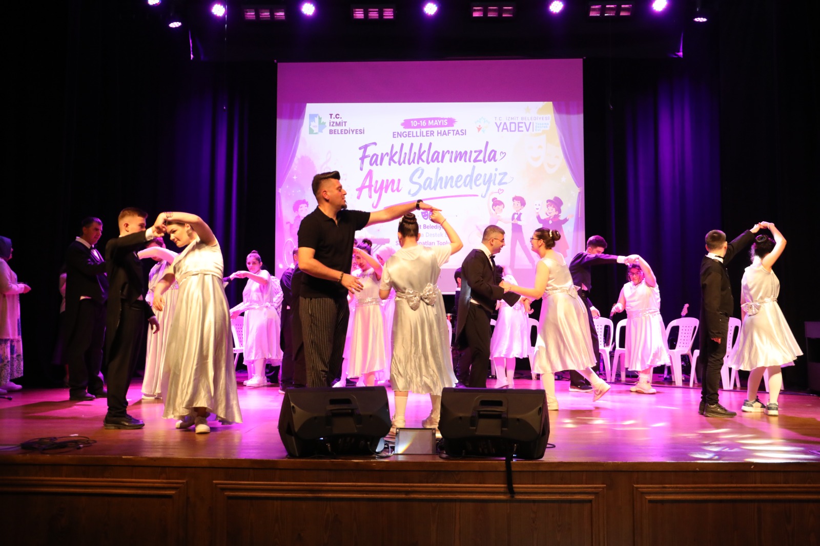 YADEV'li özel bireylerin sanat performansi büyük begeni topladi (8)