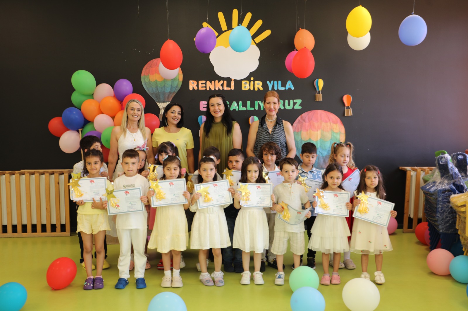 Çinar Çocuk Evleri'nde karne coskusu (12)