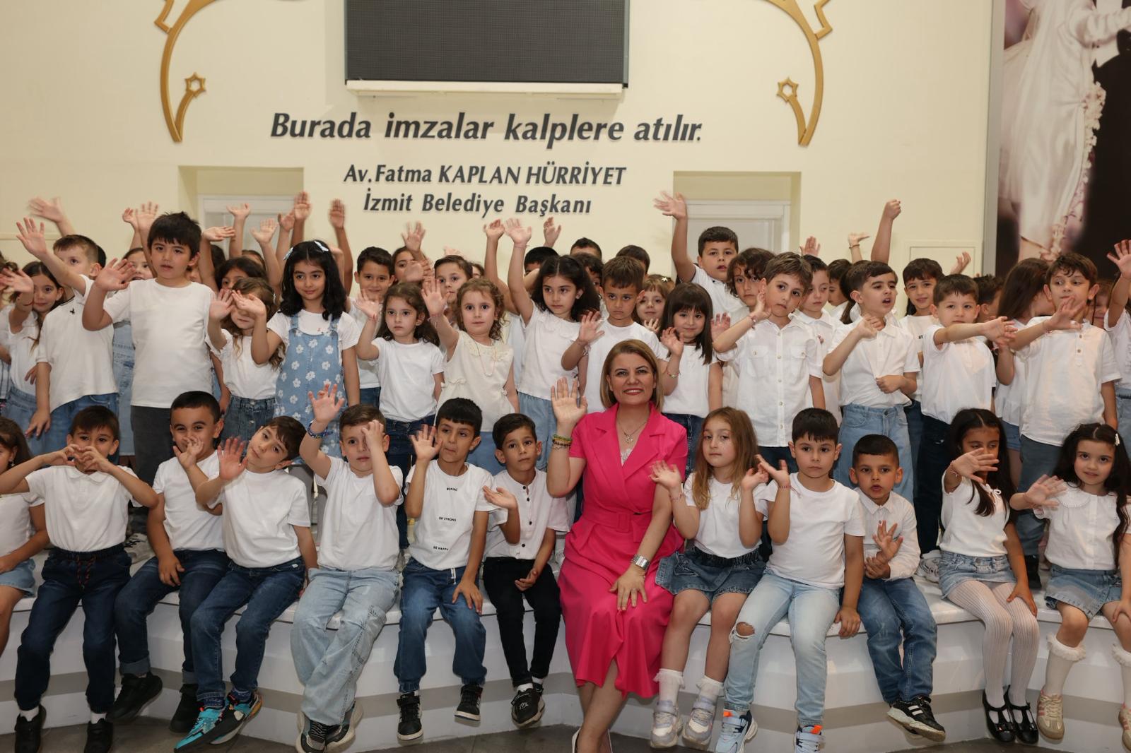 Çınar Çocuk Evlerinin minikleri mezuniyet heyecanı yaşadı (11)
