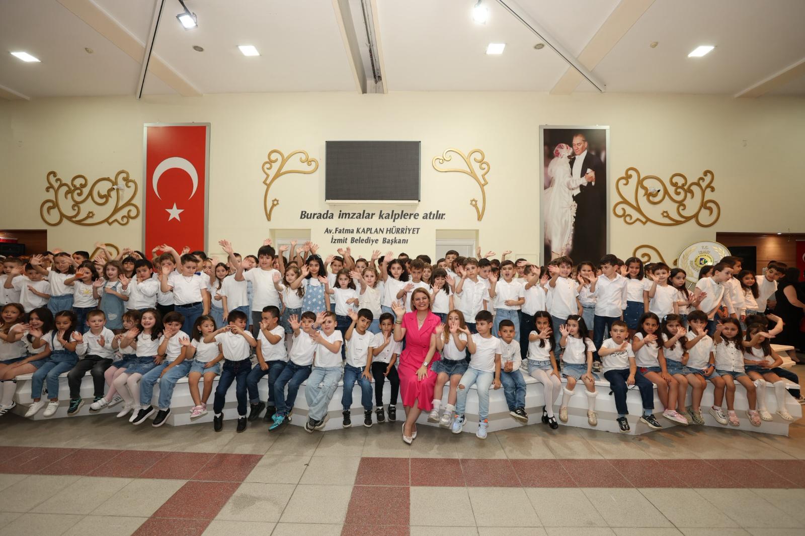 Çınar Çocuk Evlerinin minikleri mezuniyet heyecanı yaşadı (12)