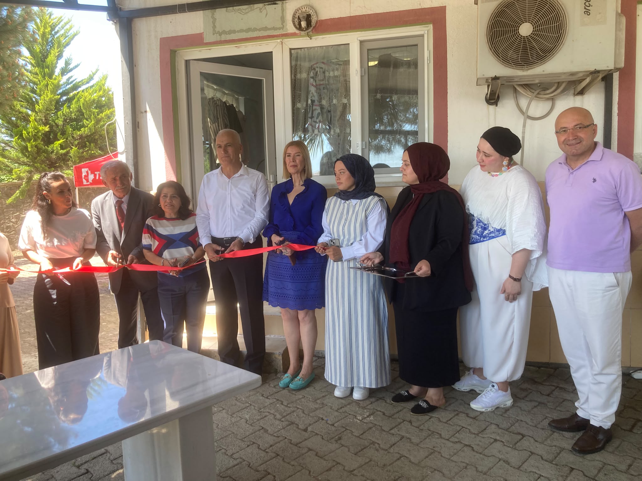 IZMEK Yil Sonu sergileri Sariseyh ve Çubuklu Osmaniye'de büyük ilgi gördü (3) IZMEK Yil Sonu sergileri Sariseyh ve Çubuklu Osmaniye'de büyük ilgi gördü (3)