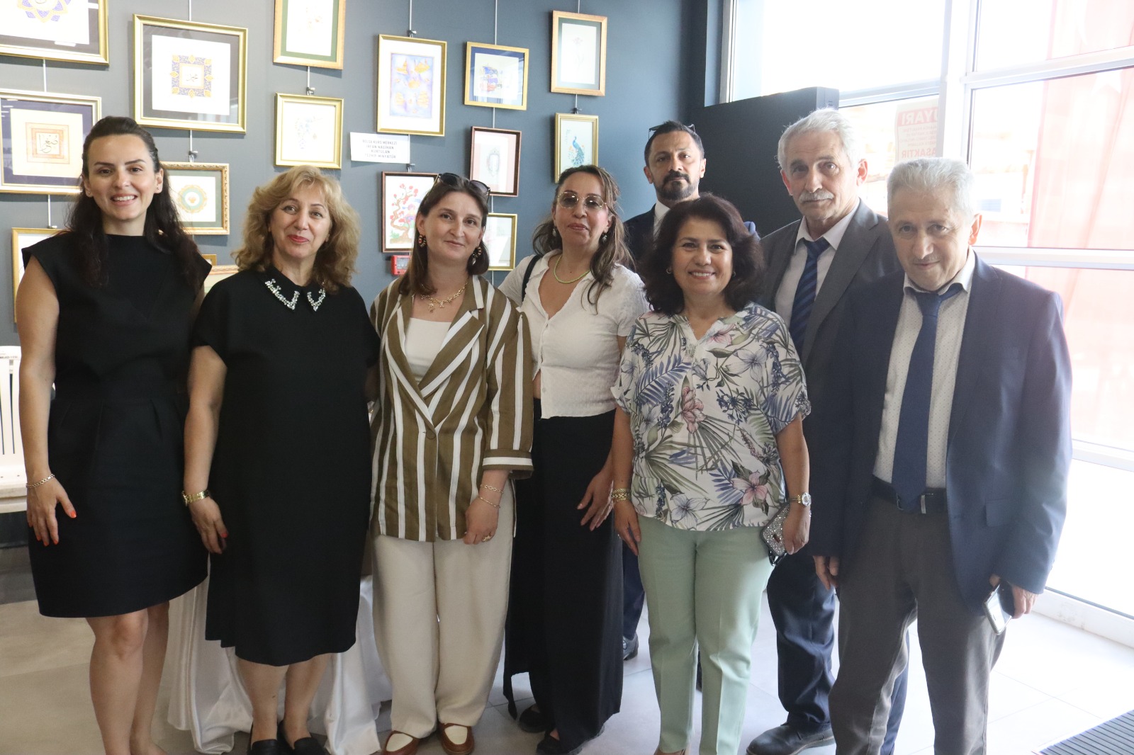 İZMEK’ten sanat dolu yıl sonu sergisi (31) İZMEK’ten sanat dolu yıl sonu sergisi (31)