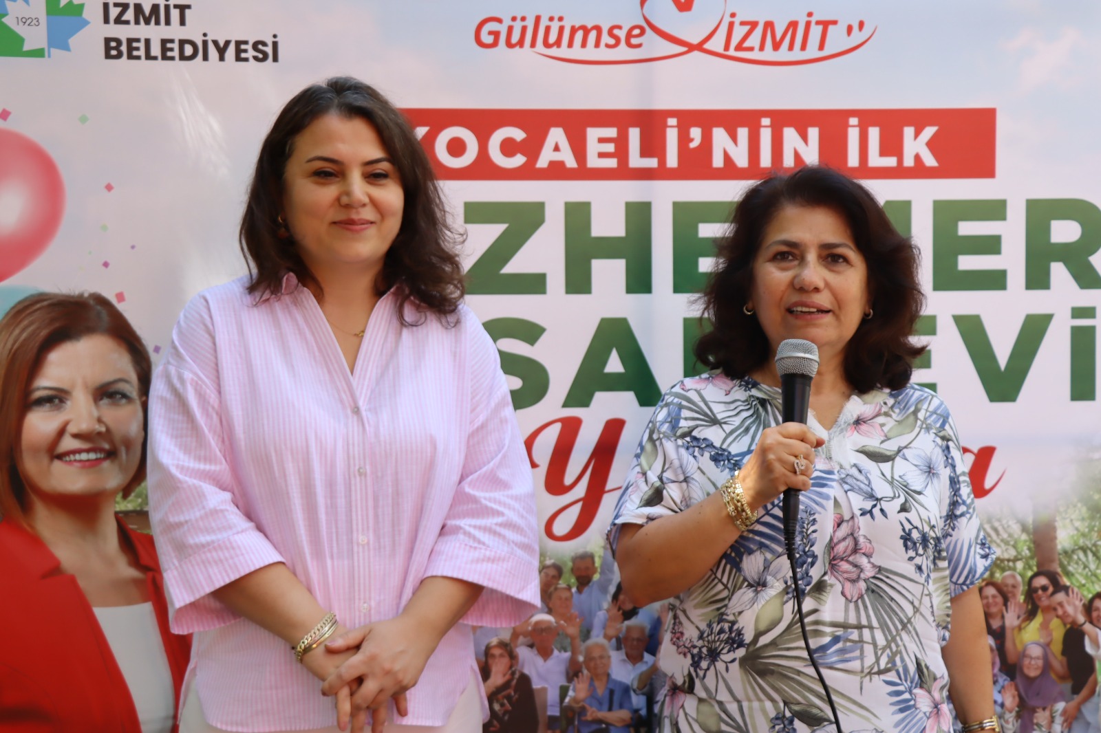 Izmit Belediyesi Alzheimer Yasam Evi 5 yasinda (10) Izmit Belediyesi Alzheimer Yasam Evi 5 yasinda (10)