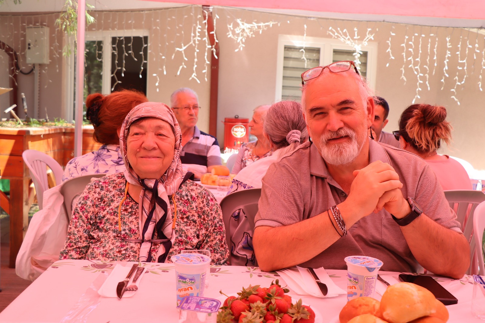 Izmit Belediyesi Alzheimer Yasam Evi 5 yasinda (7) Izmit Belediyesi Alzheimer Yasam Evi 5 yasinda (7)