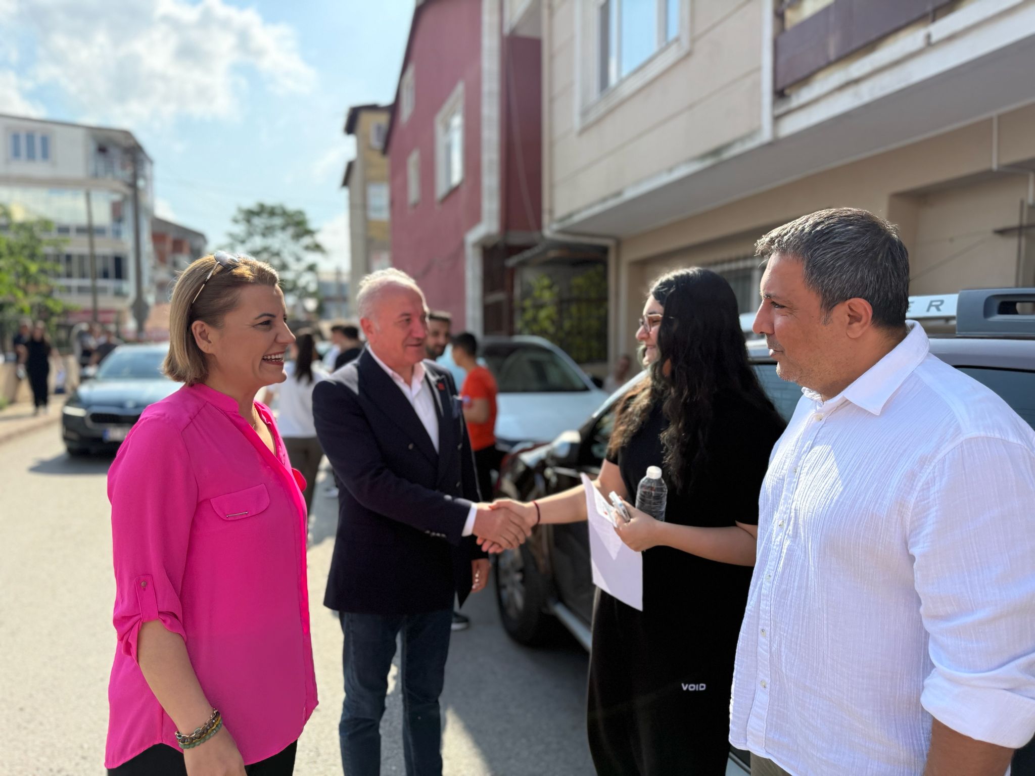 İzmit Belediyesi YKS’ye giren gençleri ve ailelerini unutmadı (2) İzmit Belediyesi YKS’ye giren gençleri ve ailelerini unutmadı (2)