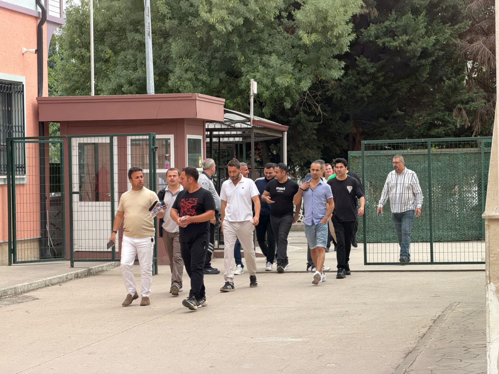 Izmit Belediyesi, silahli özel güvenlik görevlisi sinavini gerçeklestirdi (9) Izmit Belediyesi, silahli özel güvenlik görevlisi sinavini gerçeklestirdi (9)
