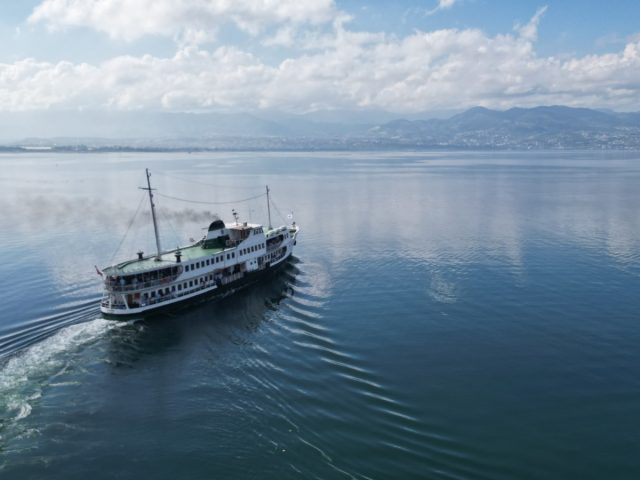 İZMİT BELEDİYESİNDEN BABALAR GÜNÜ’NE ÖZEL BÜYÜKADA GEZİSİ