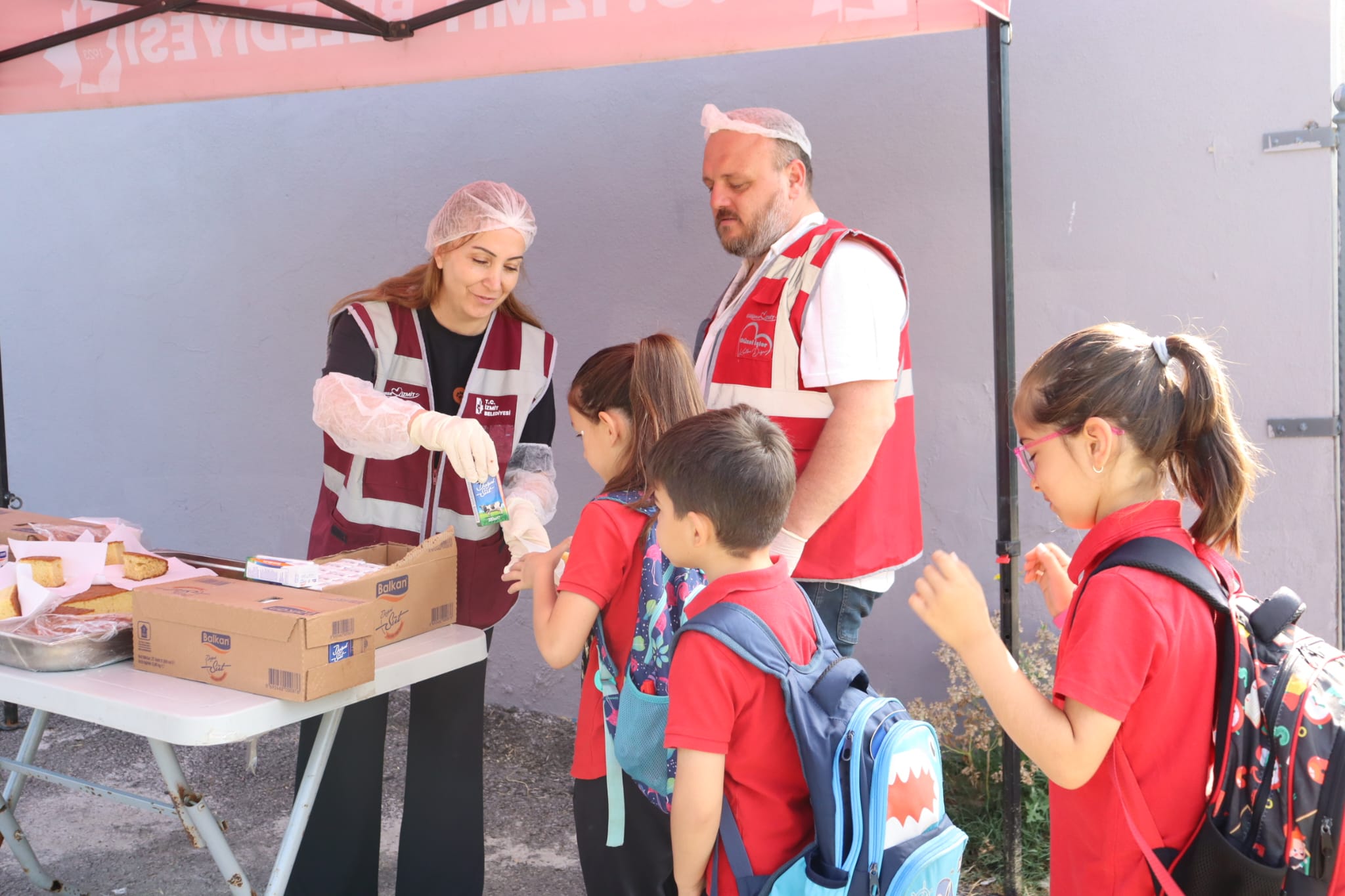İzmit Belediyesinden öğrencilere beslenme desteği sürüyor (55)